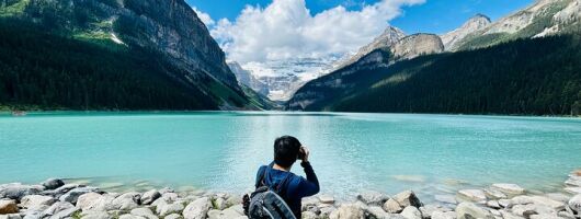 Moraine Lake, Lake Louise, and Johnston Canyon Day Trip