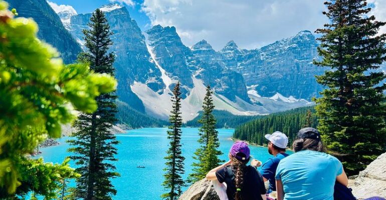 Calgary Banff and Yoho Natural Wonders Tour