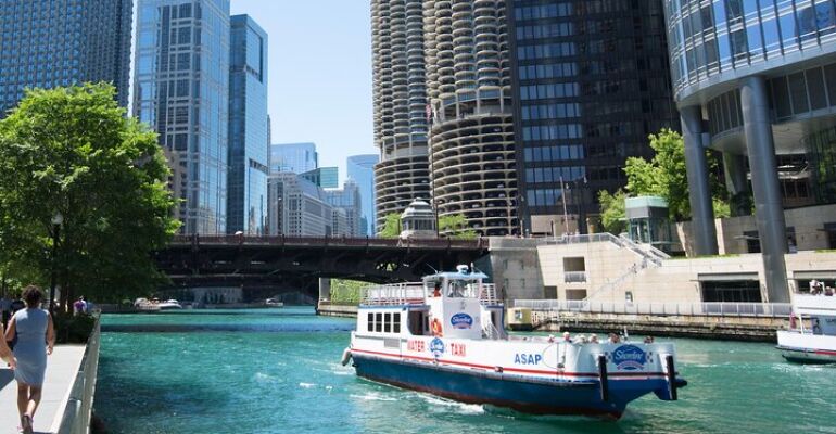 Chicago Shoreline Water Taxi Experience