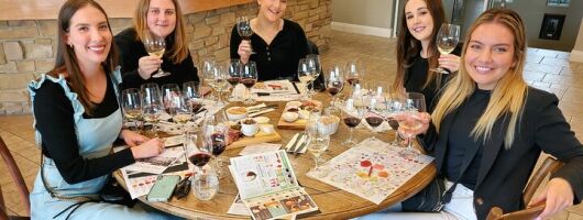 Hunter Valley Wine, Food & Vine Tour with Behind the Scenes