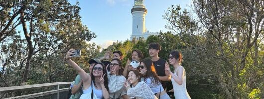 Byron Bay Day Tour: Lighthouse Sunset, The Farm and Hidden Trails