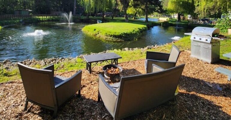 Vancouver Silverbrook Farm Nature Escape Tour