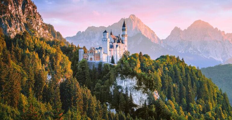 Munich Neuschwanstein Castle Hiking Adventure