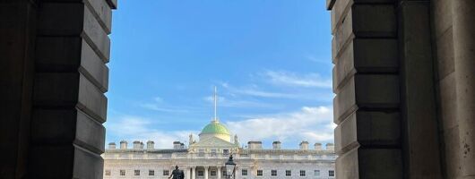 The Royal Romantic Walking Tour of London