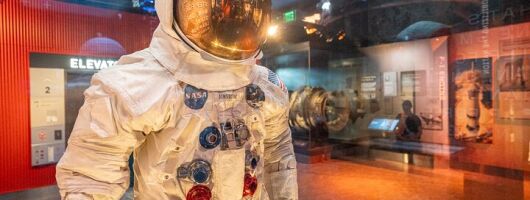 Air and Space Museum Small Group Walking Tour