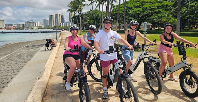 Waikiki Scenic E-Bike Guided Tour