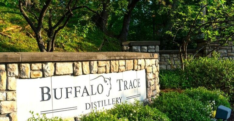 Louisville Kentucky Bourbon Trail Distillery Tour