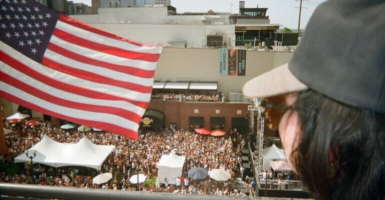 Nashville Personalized Nightlife Photography Experience