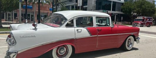 Classic Car Tour around Miami