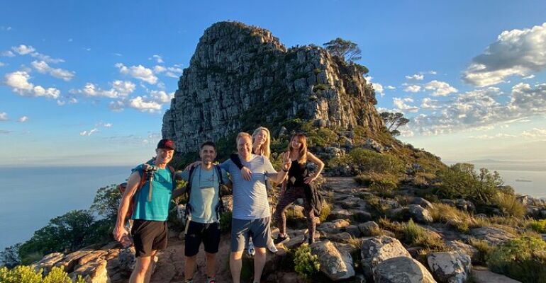 Cape Town Lion's Head Hiking Experience