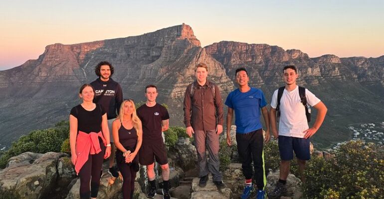 Cape Town Lion's Head Guided Hike