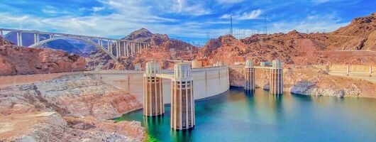 Hoover Dam and Seven Magic Mountains Small Group Half-Day Tour