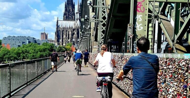 Cologne Bike Tour of City Highlights
