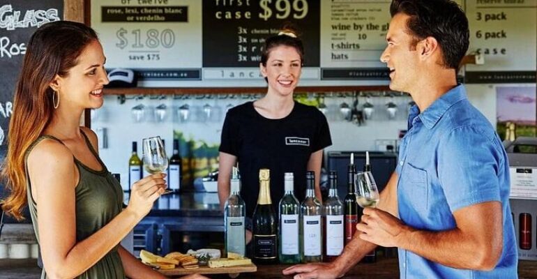 Perth Pinnacles and Swan Valley Tour