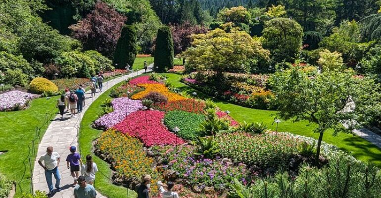 Vancouver Scenic Ferry and Victoria Tour