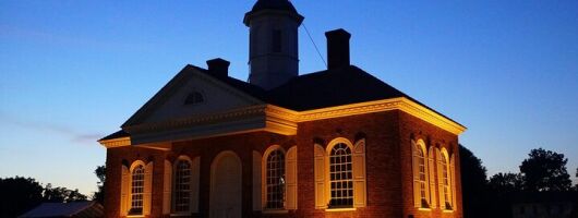 Williamsburg's Famous Ghosts Self Guided Audio Walking Tour 