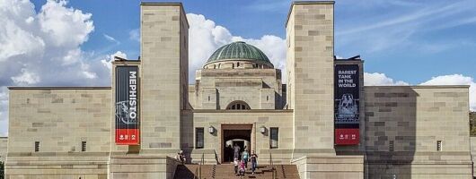 Full Day Private Canberra Day Trip From Sydney