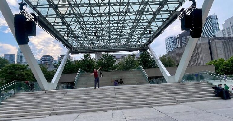 Toronto Walking Tour: History and Culture