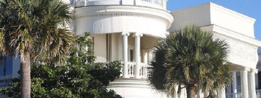 Hollywood Comes to Charleston Tour