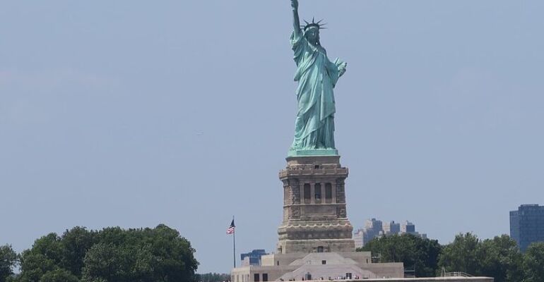 Manhattan Cultural Tour with Staten Island Ferry