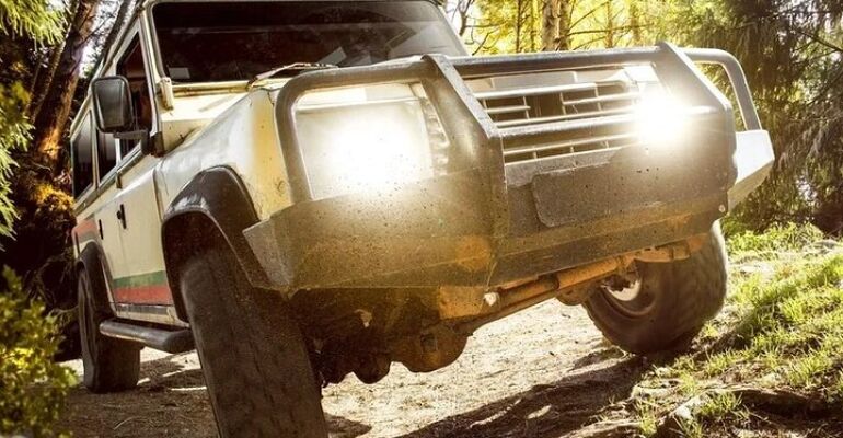 Asheville Waterfalls and Wilderness Jeep Tour