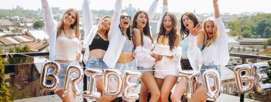 Bachelorette Royal Bar Crawl through South Slope District