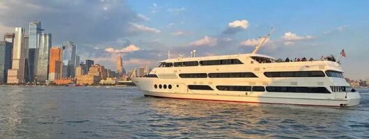 Horizon's Edge NYC Family Friendly New Year's Eve Party Cruise