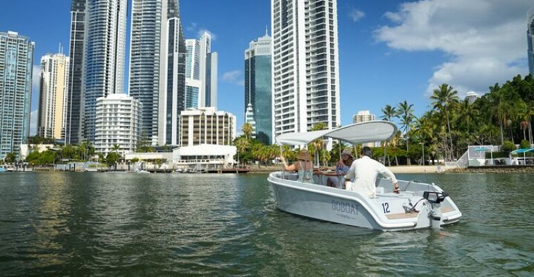 Gold Coast Electric Picnic Boat Hire