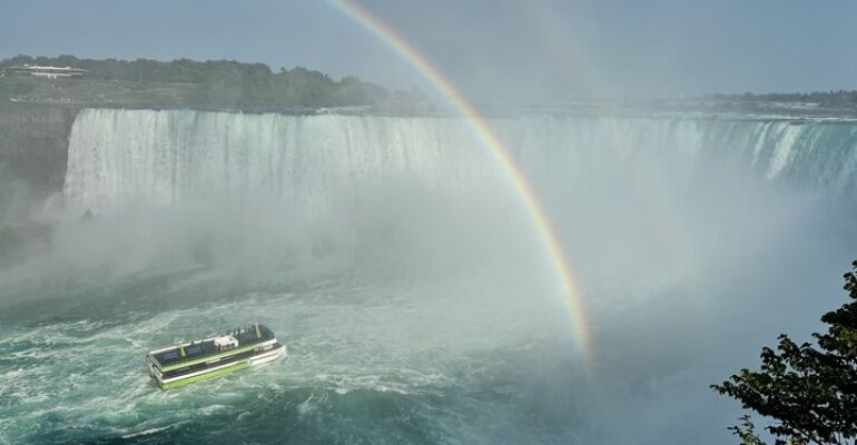 Toronto to Niagara Falls Luxury Day Trip