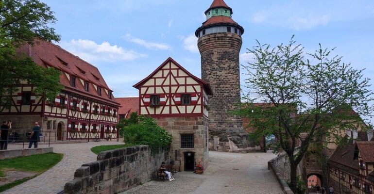 Nuremberg Historical Walking Tour Experience