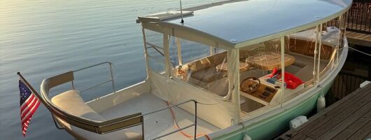 1 Hour Private Electric Duffy Cruise on Lake Austin