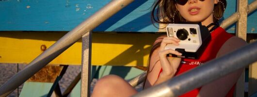Vibrant Photoshoot with Miami Signature Backdrops