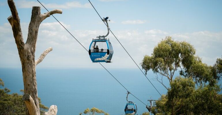 Mornington Peninsula Wine and Hot Springs Escape
