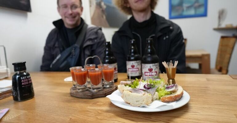 St. Pauli Culinary Walking Tour Experience
