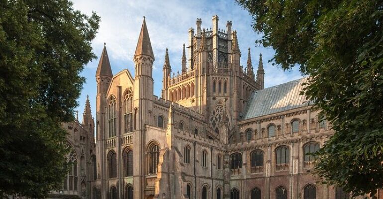 London Cambridge University Guided Student Tour
