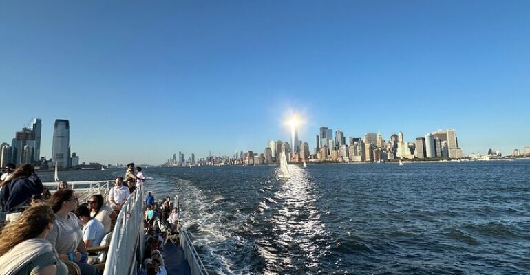 Manhattan Statue of Liberty Sightseeing Cruise
