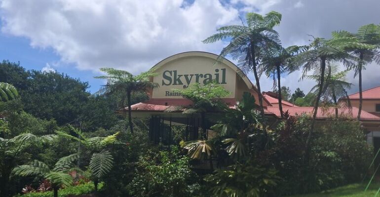 Cairns Skyrail and Kuranda Village Tour