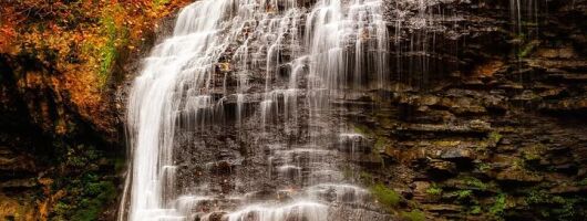 Hamilton Fall Colours & Waterfalls Experience from Toronto