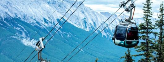 Full Day Banff Lakes and Gondola Tour from Calgary
