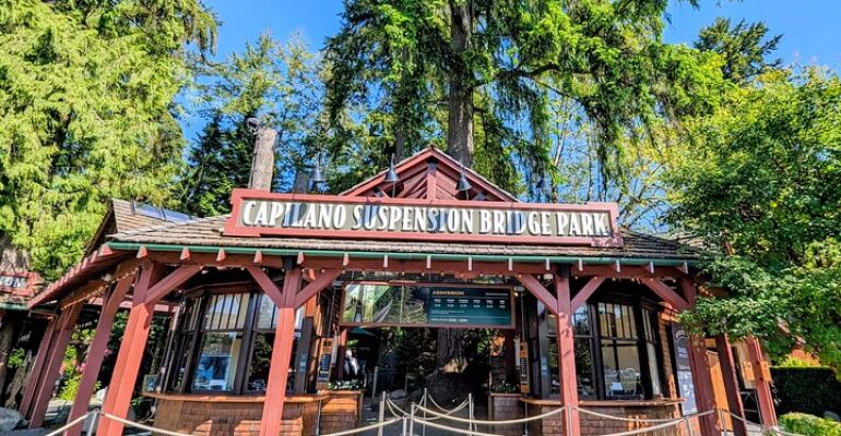 Vancouver Nature and Culture Adventure Tour