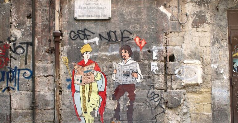 Naples Interactive Treasure Hunt Adventure