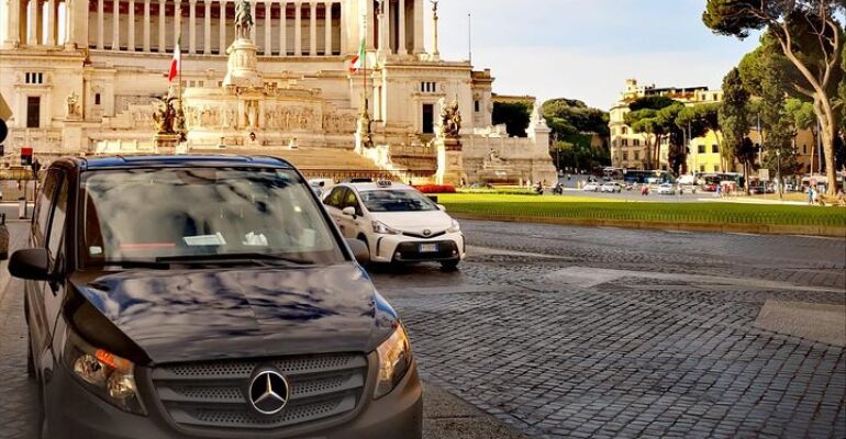 Rome Private Historical Sights Driving Tour