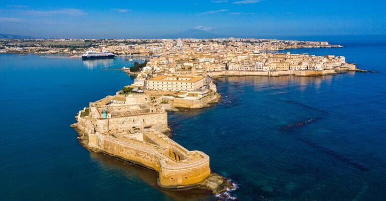 Catania to Syracuse Coastal Historical Tour