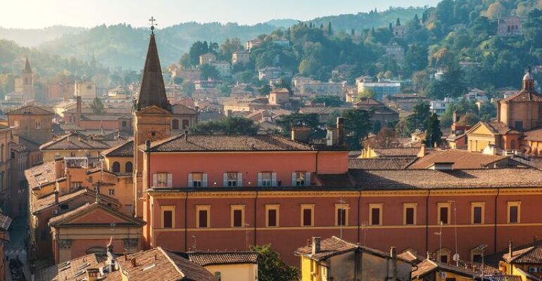 Venice to Bologna Private Cultural Tour