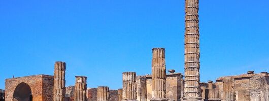 Full Day Private Tour from Naples to Amalfi and Pompeii