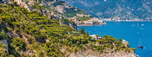 Private Tour of Pompeii and the Amalfi Coast from Sorrento or Naples