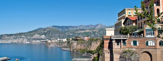 Group Tour to Sorrento, Positano, Amalfi with Optional Boat Ride 