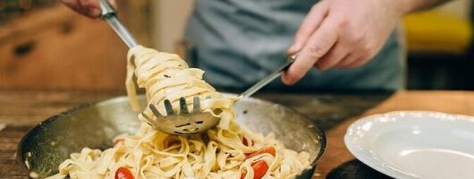 Venice Cooking Class in Mestre Pasta and Tiramisu Wine