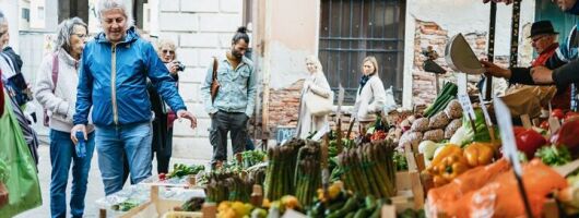 Rialto: Market Tour with Hands-on Cooking Class, Wine & Tiramisu