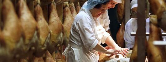 Discover Parma’s Flavors: Parmigiano & Prosciutto Food Tour 
